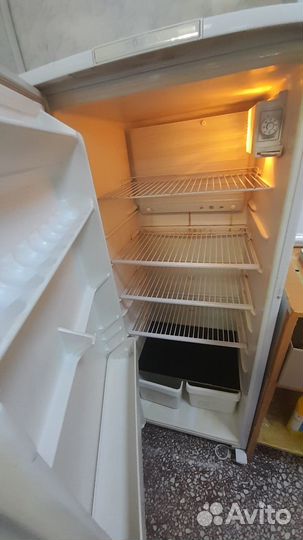 Витрина среднетемпературная Бирюса