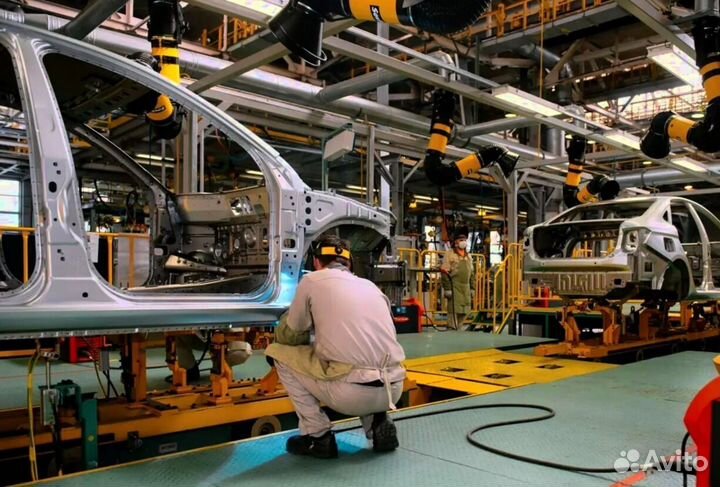 Рабочие-вахтовики на производство