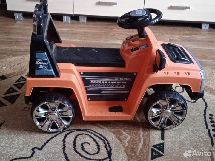 Детский электромобиль