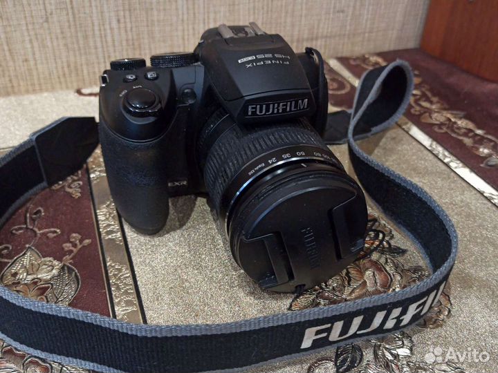 Цифровой фотоаппарат Fujifilm finepix HS 25 EXR