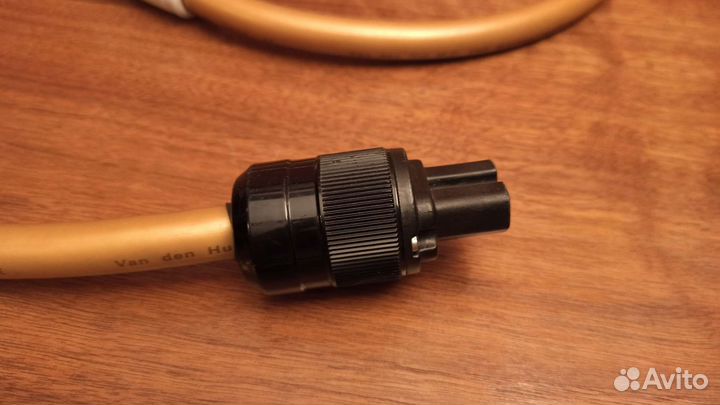 Сетевой кабель VAN DEN HUL / furutech оригинал