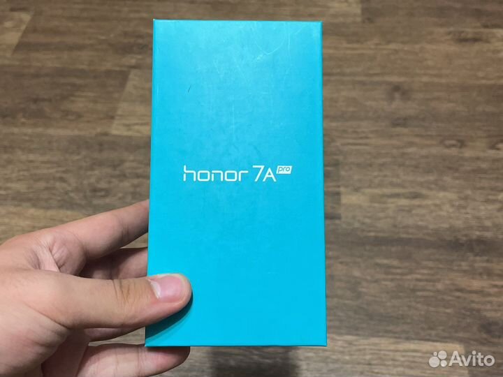 Телефон Honor 7а pro