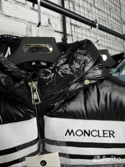 Пуховик Moncler зимний