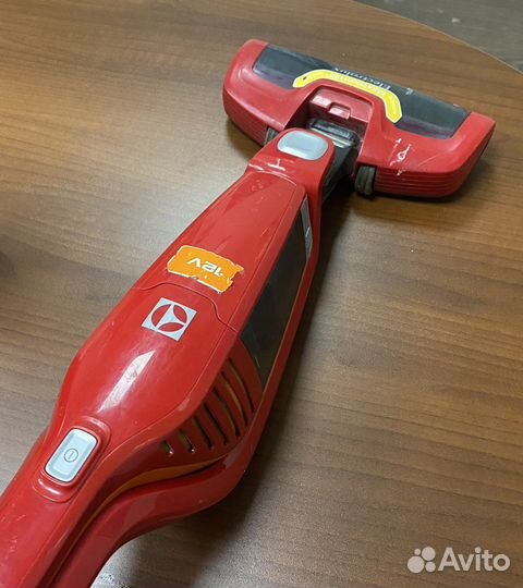 Пылесос швабра electrolux