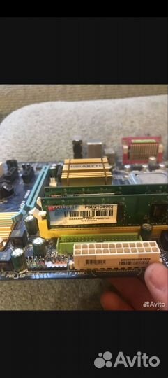 Материнская плата 775