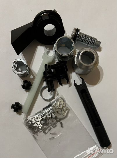 Личинка замка капота ford focus 2