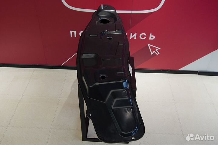 Бак Mitsubishi Pajero 3 из композита бензин