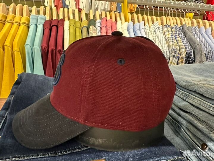 Бейсболка мужская красная