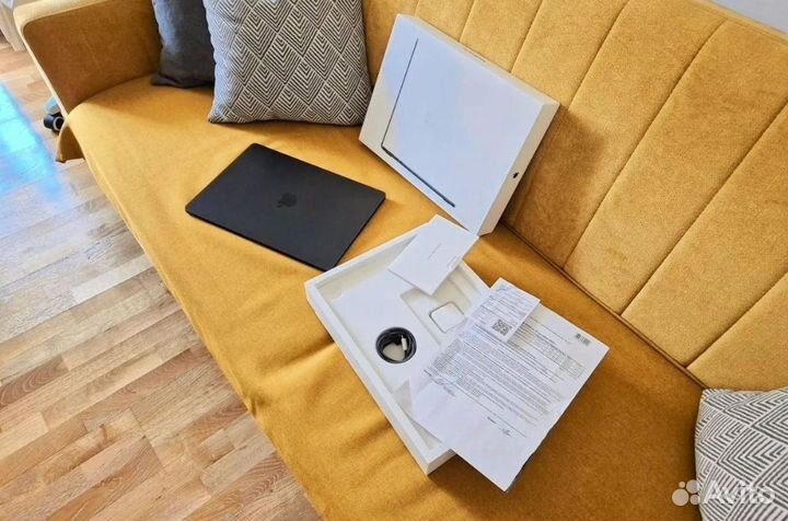 Macbook air 15 (2023 m2)