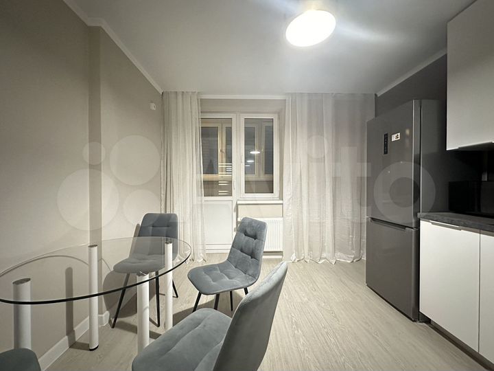 2-к. квартира, 61 м², 16/17 эт.