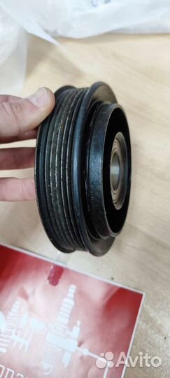 Шкив компрессора кондиционера Voyager 2.4