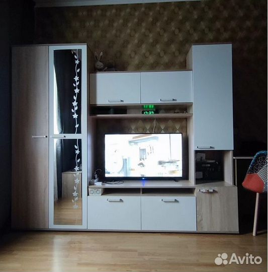 Стенка новая. Ширина 2300 мм