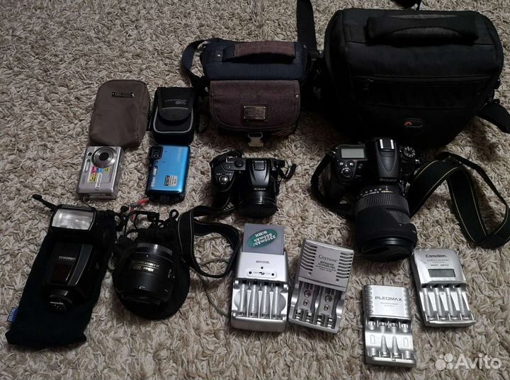 Компактный фотоаппарат