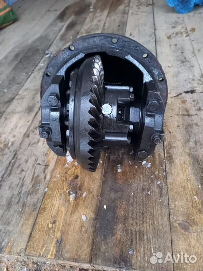 Редуктор тяговый на Газель Бизнес под ремонт