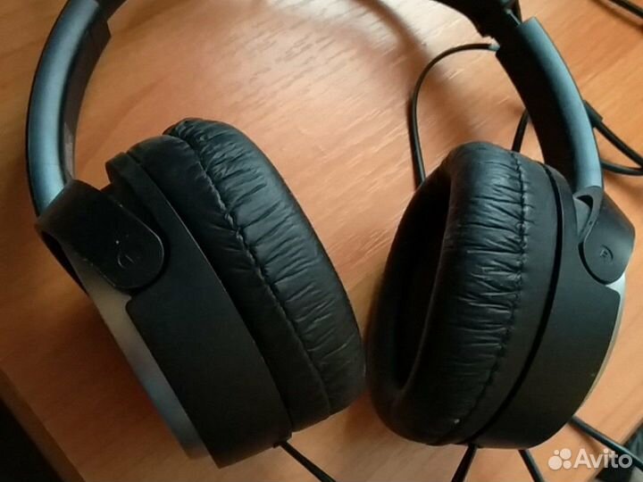 Наушники Sony