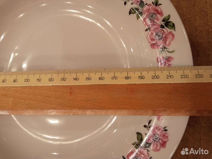 Глубокие суповые тарелки. ГДР 9 штук. Фарфоровые