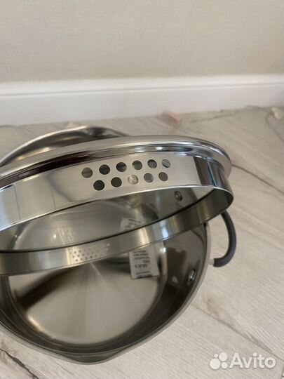 Совершенно новая кастрюля Rondell