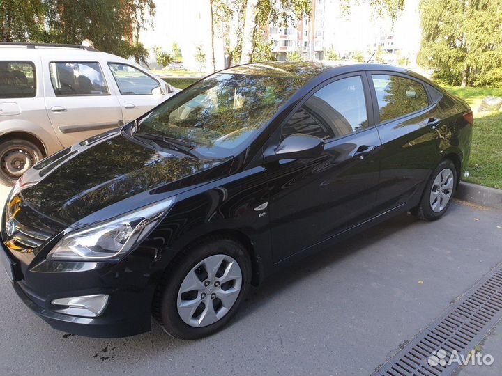 Hyundai Solaris 1.6 AT, 2015, 100 000 км