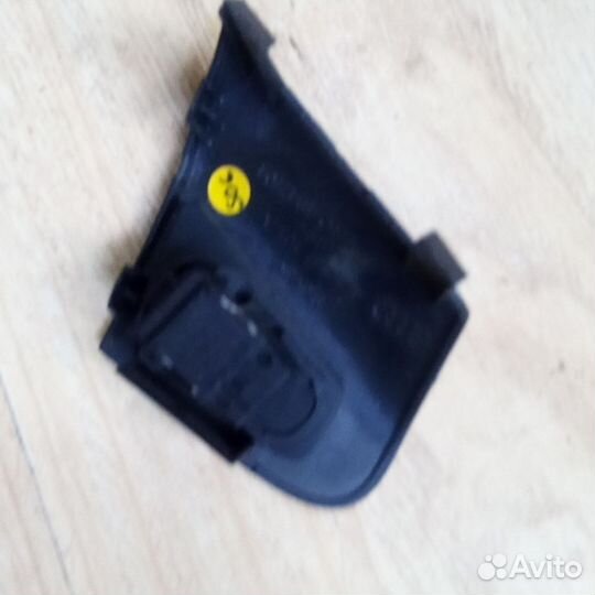 Кнопка центрального замка Audi Q7 4L1867101A