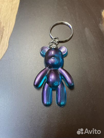 Брелок мишка из эпоксидной смолы