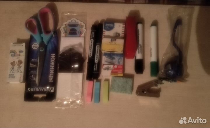 Набор канцелярии пакетом