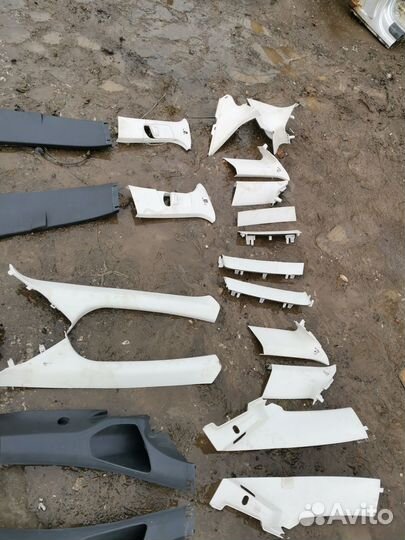 Пластиковые накладки салона Ford Focus 3