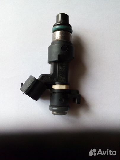 Топливная форсунка для Nissan Almera Classic 2006г