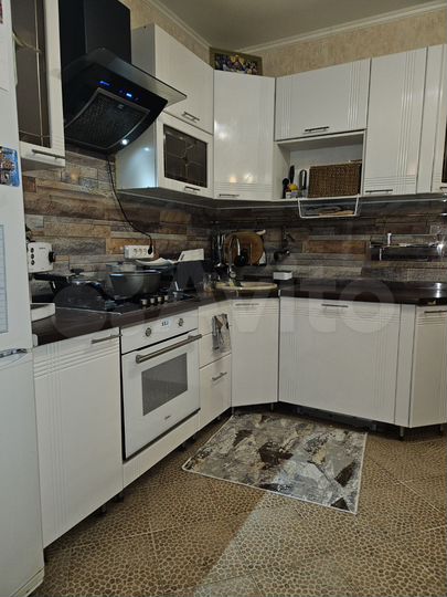 3-к. квартира, 71 м², 2/9 эт.