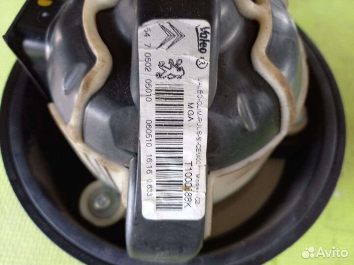 Моторчик печки Пежо 308