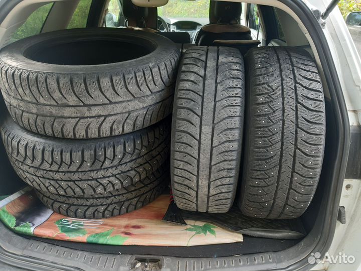 Bridgestone Ice Cruiser 7000S 205/55 R16