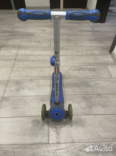 Самокат трехколесный globber