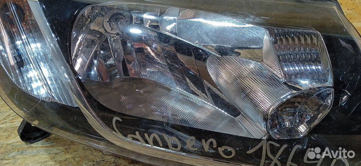 Фара правая Renault Sandero 2 рест. 2019