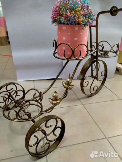 Декоративный кованый велосипед