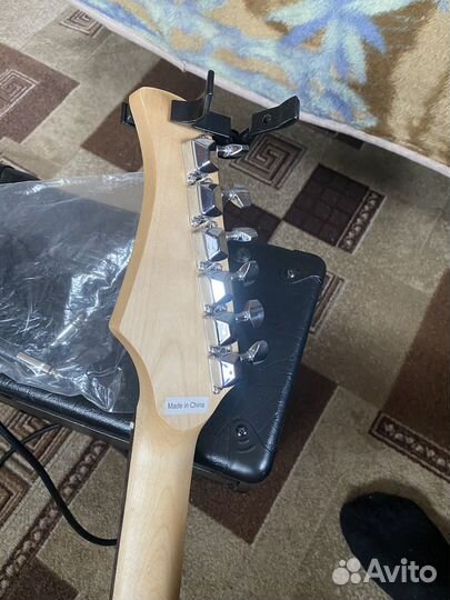 Электрогитара с комбиком бу