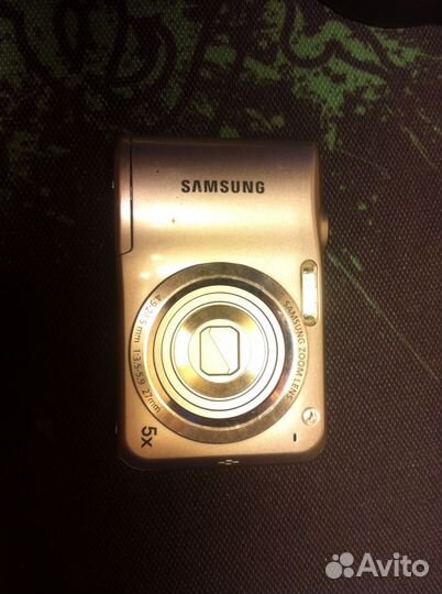 Samsung ES28 zoom lens 12.2 megapixels