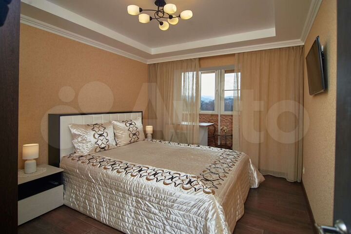 3-к. квартира, 90 м², 12/12 эт.