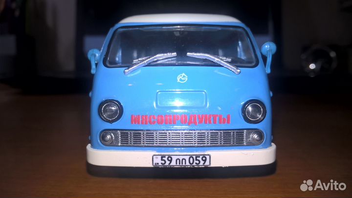 Модель автомобиля ераз 762б 1:43