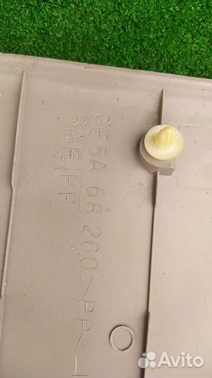 Обшивка стойки кузова задняя Mazda Capella FP 1.8