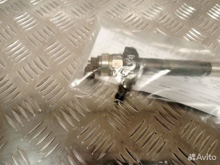 Форсунка топливная Peugeot Boxer 6C1Q9K546AC