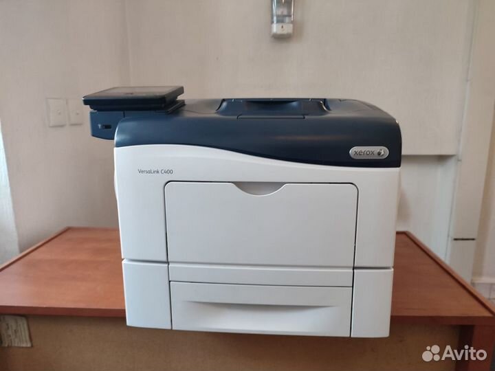 Цветной лазерный принтер Xerox VersaLink C400