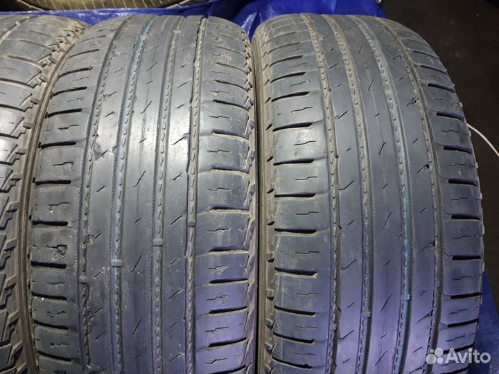 Nokian Tyres Hakka Black 225/60 R17