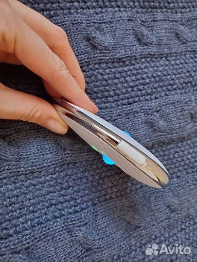 Микротоковый массажер для лица и шеи