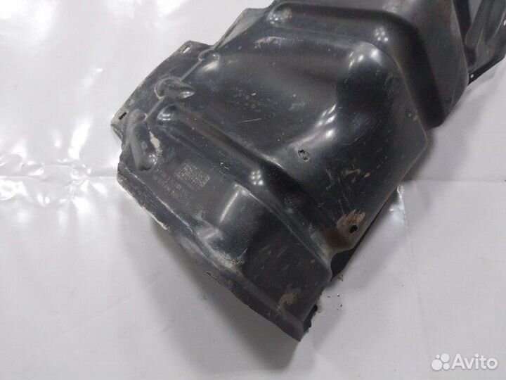 Пыльник двигателя передний правый Заз Сенс седан