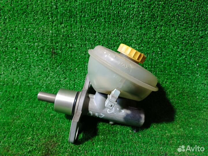 Цилиндр тормозной главный Volkswagen Passat B5 (19