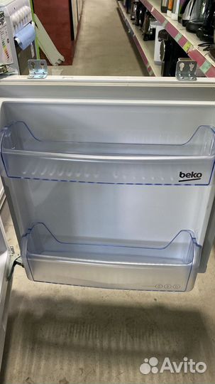 Встраиваемый холодильник beko BU 1100 HCA