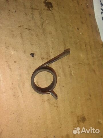 Пружина натяжителя цепи маслонасоса 1.6 Skoda AKL