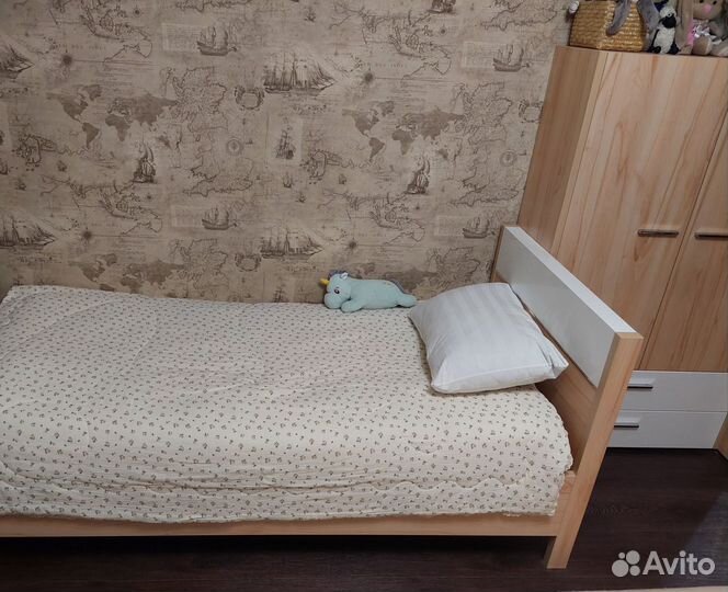 Кровать