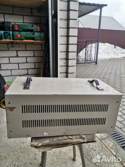 Стабилизатор напряжения 8 квт б/у