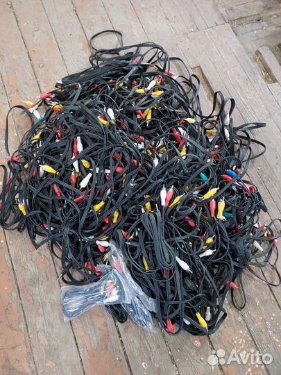 Кабель компонентный