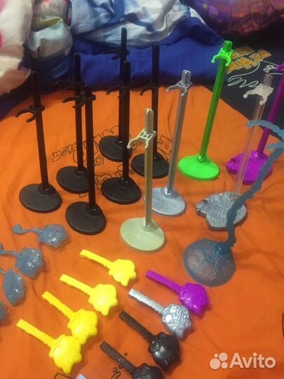 Подставки и дневники для кукол Монстер хай и